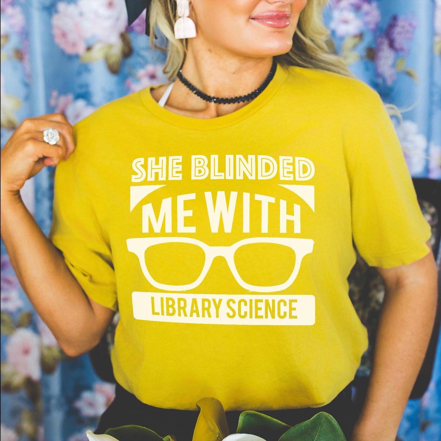She Blinded Me With Library Science Short Sleeve T-shirt | Librarian Tshirt | Gift for Librarian