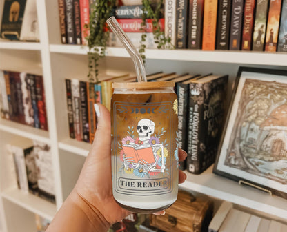 Reader Tarot Glass: Can Shape with Daisies (16oz)