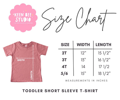 The image is a size chart for a toddler short sleeve t-shirt, providing measurements for different age groups.