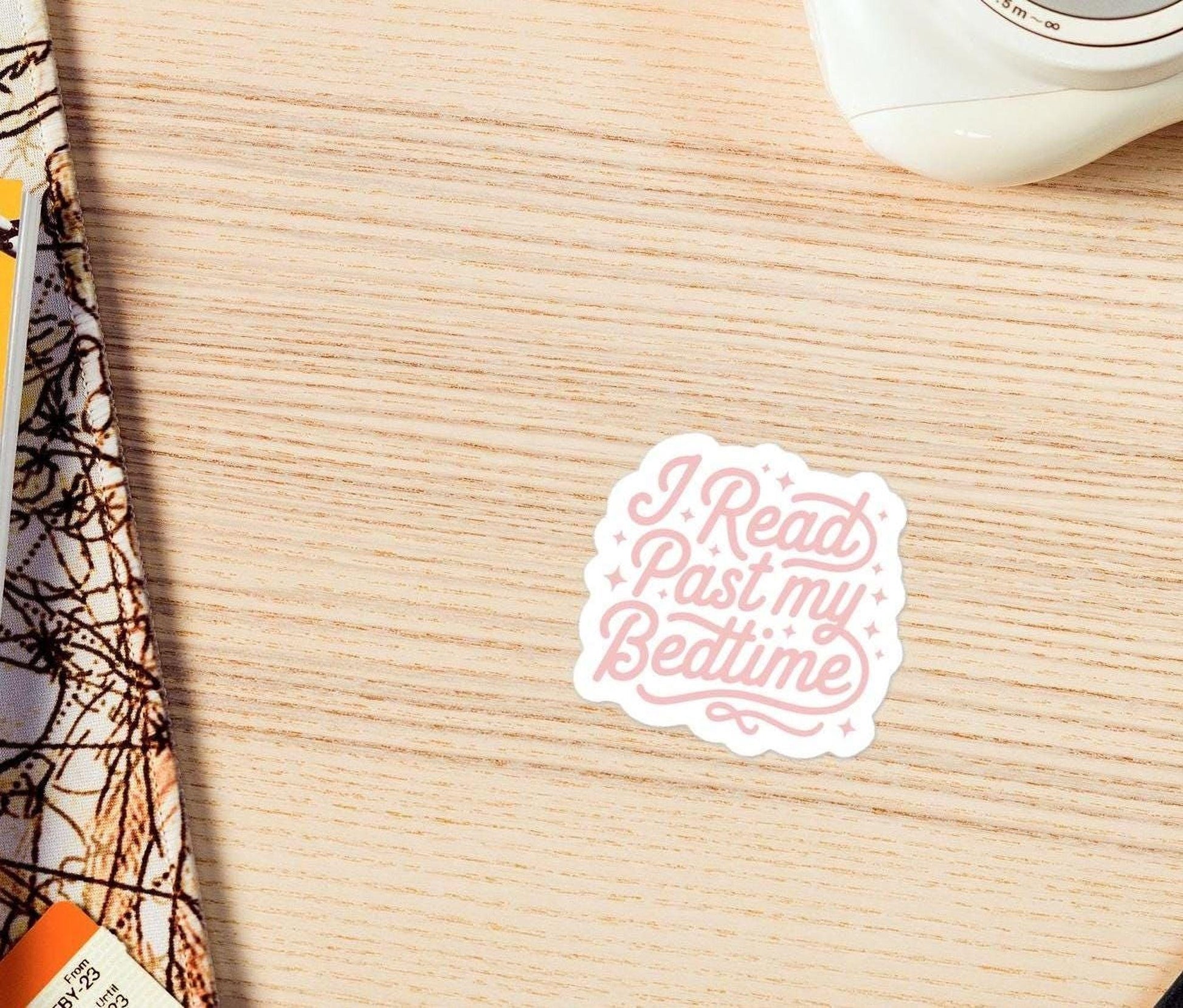 Kiss-cut vinyl decals