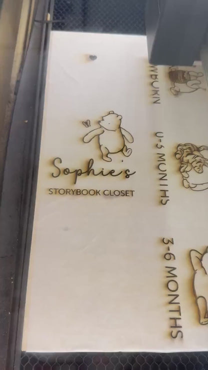 Personalized Winnie-the-Pooh Baby Closet Dividers, Wooden Nursery Organizer, Engraved Size Markers